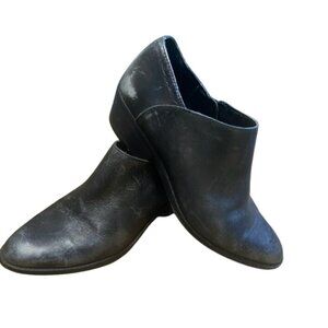 Lucky Brand EUC Ferryn black metallic side zip distressed 1 in block heel bootie